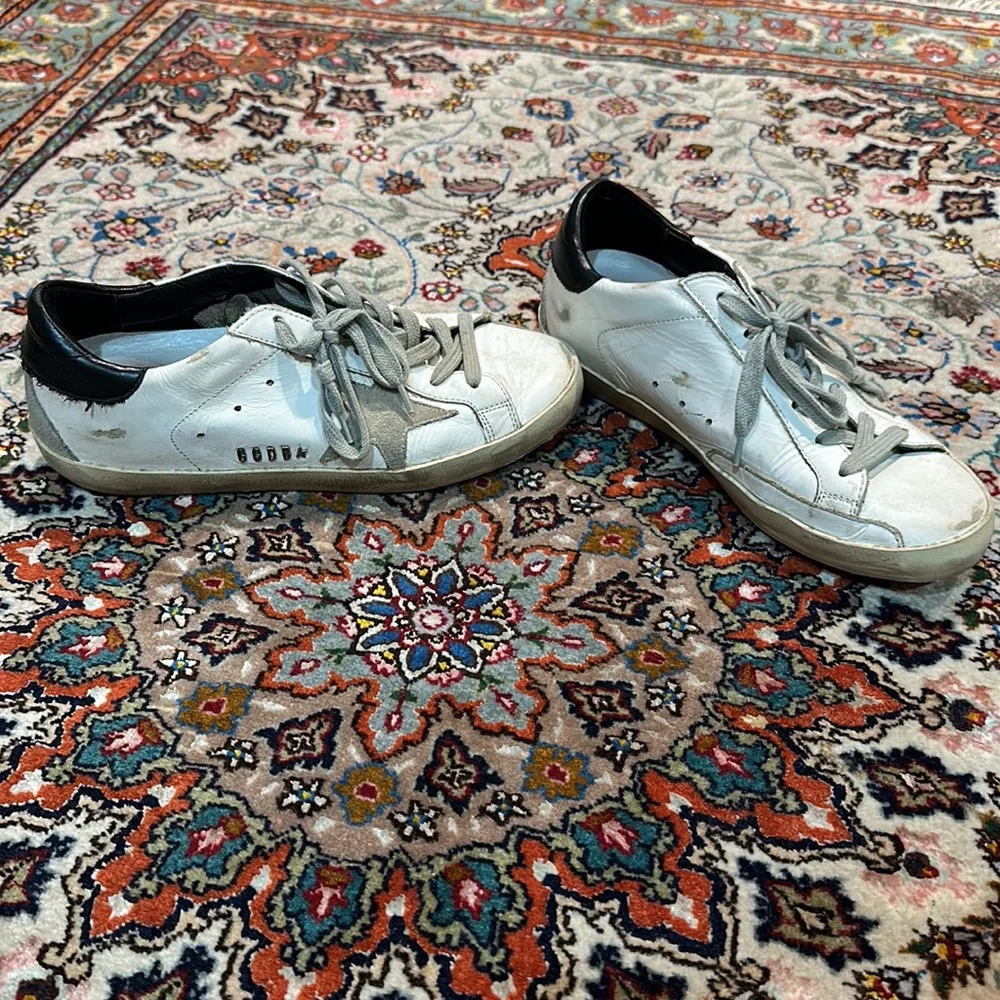 Golden Goose sneakers - Picture 1 of 5